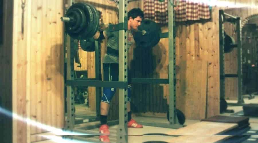 Powerlifting squat