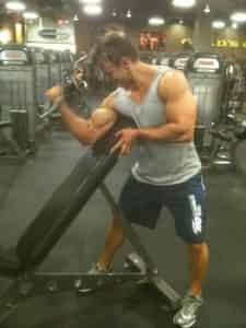 Preacher curl ai cavi Preacher curl ai cavi